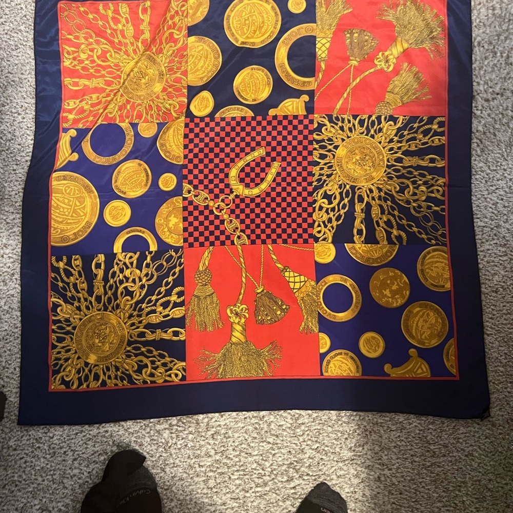 Gucci Scarf - Picture 3 of 5